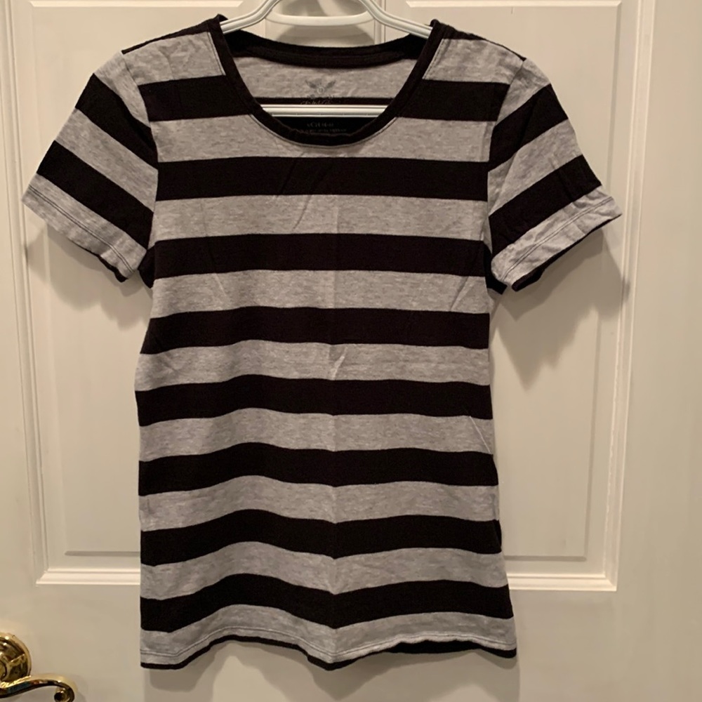 Faded Glory striped Juniors tee size Small